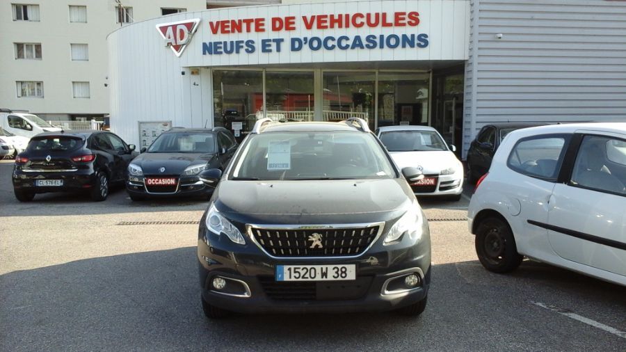 PEUGEOT 2008 1.2 PureTech BVM5 (82ch)