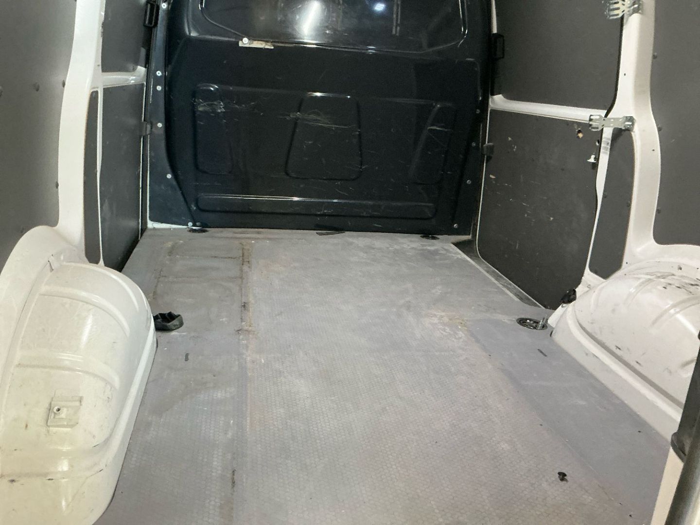 VOLKSWAGEN TRANSPORTER FOURGON - L1H1 2.0 TDI 110 3PL