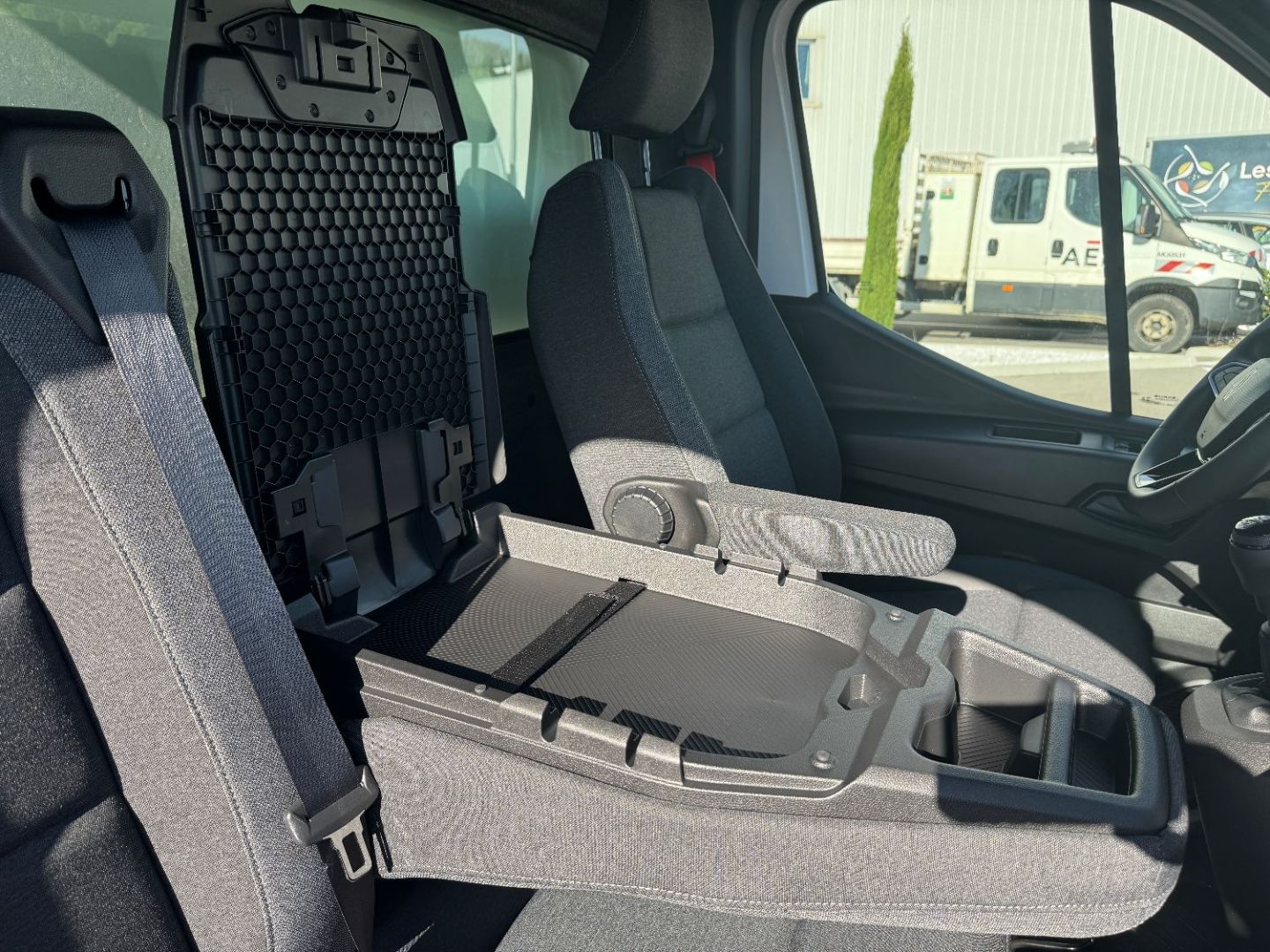 RENAULT MASTER CAISSE - 170CV HAYON 20M3
