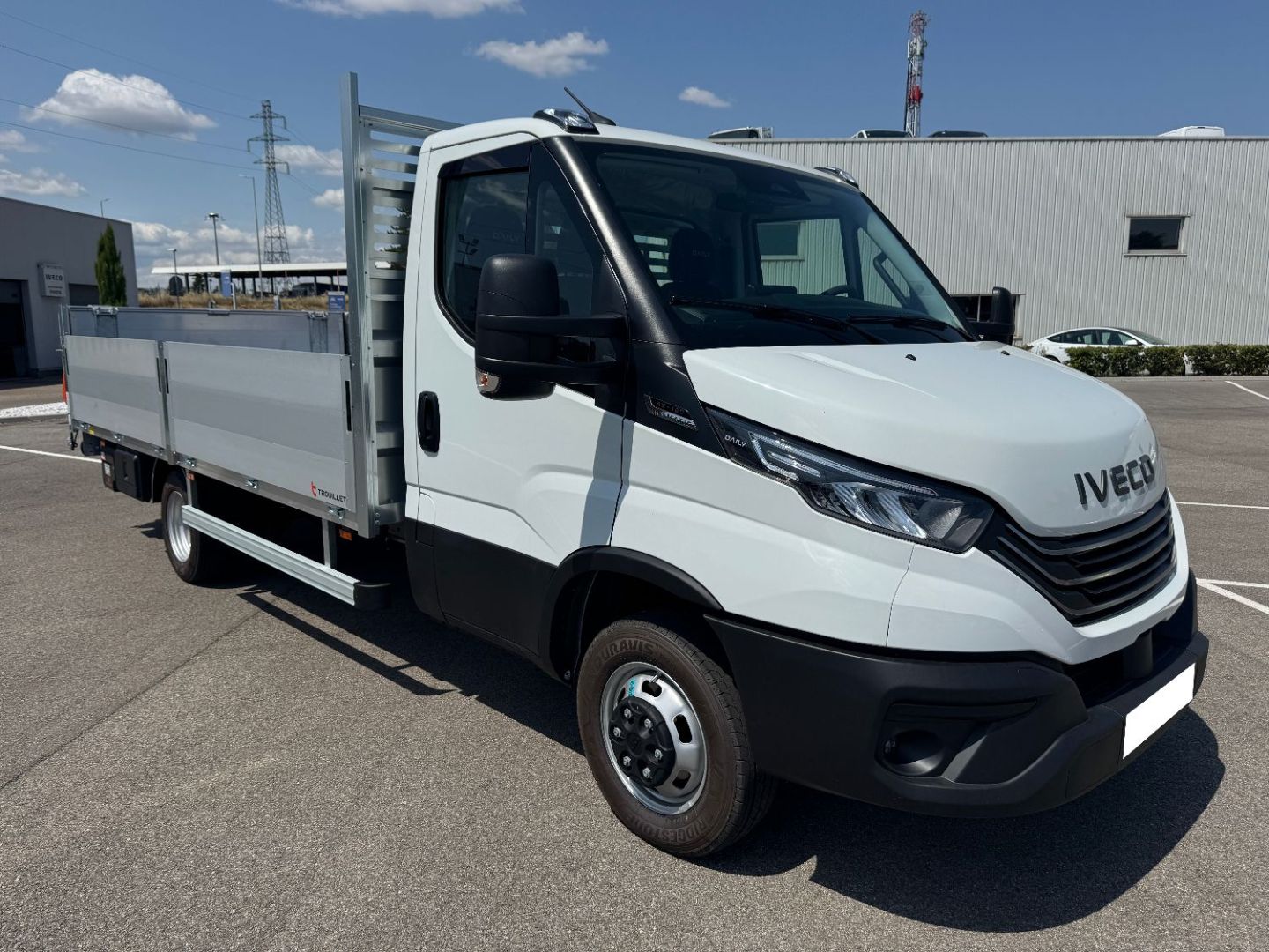 IVECO DAILY PLATEAU 35C18 A8 180CV 3L 4M50 HAYON