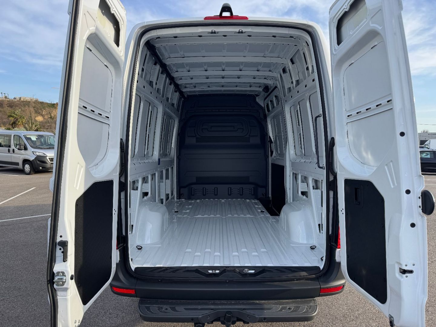 MERCEDES-BENZ SPRINTER FOURGON - 317 CDI 37 3.5T PRO 9G-TRONIC