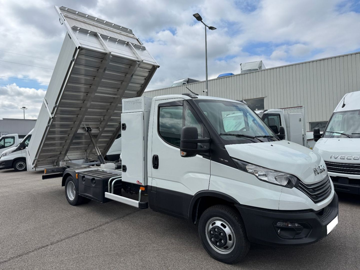 IVECO DAILY BENNE 35C16 160CV 3L ALUMINIUM 4M