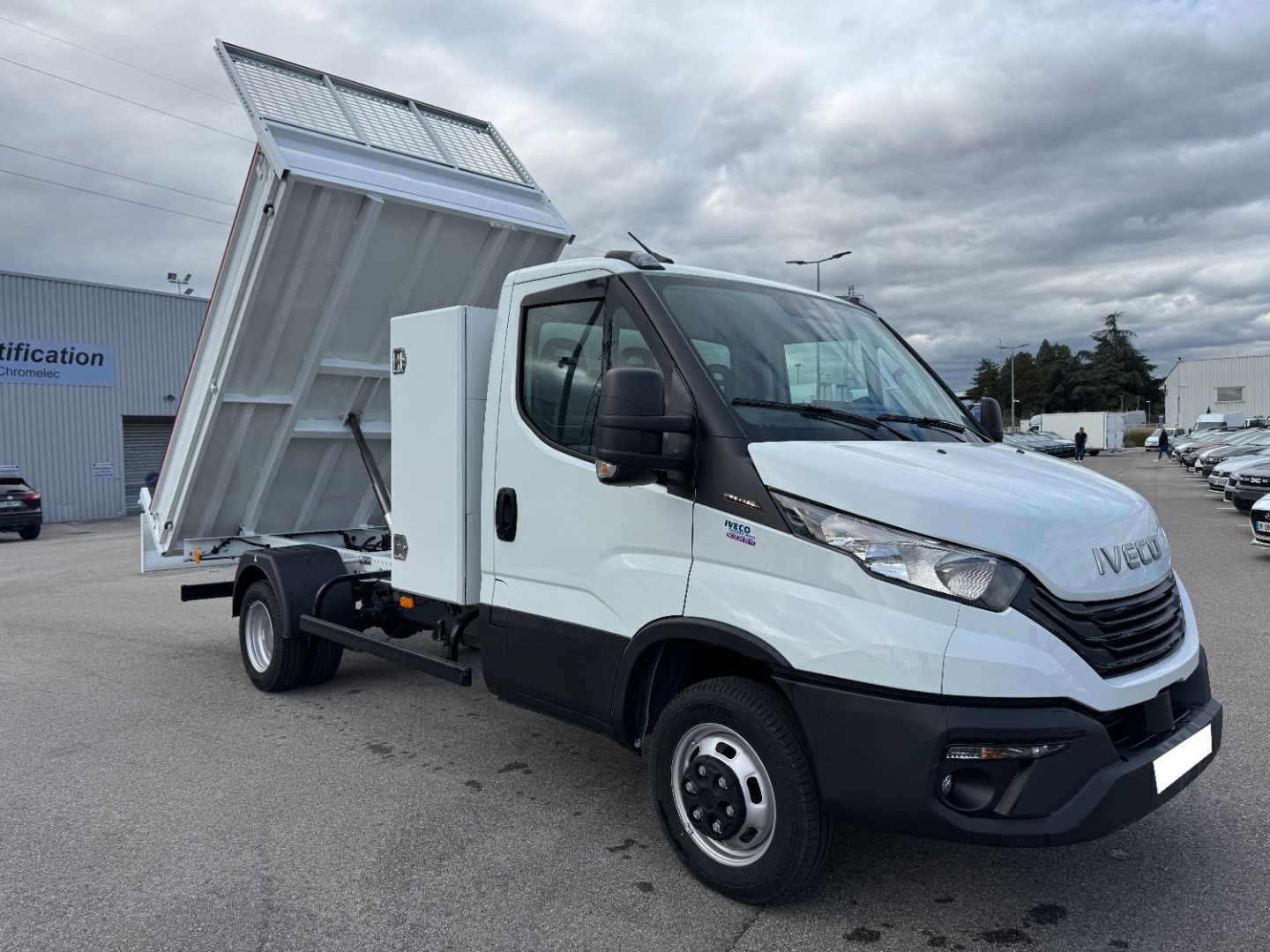 IVECO DAILY BENNE 35C14 140CV 2L3 ACIER JPM 3M30