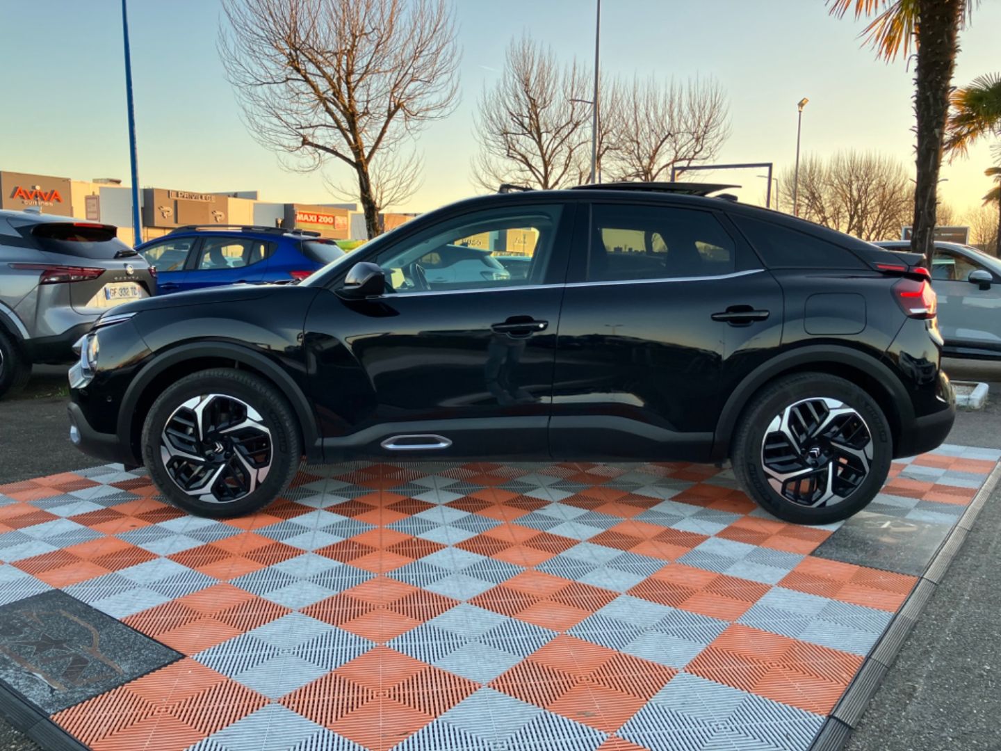 CITROEN C4 - PureTech 130 EAT8 SHINE PACK Toit Ouvrant