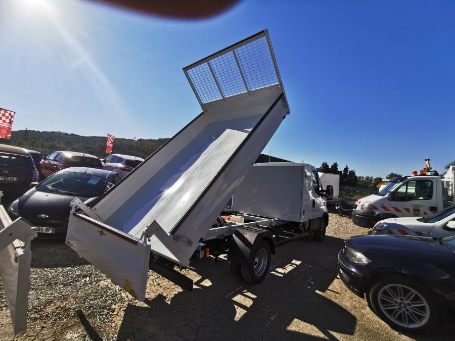 IVECO DAILY - 35C18H 3750 3.0 180ch Benne + Coffre JPM