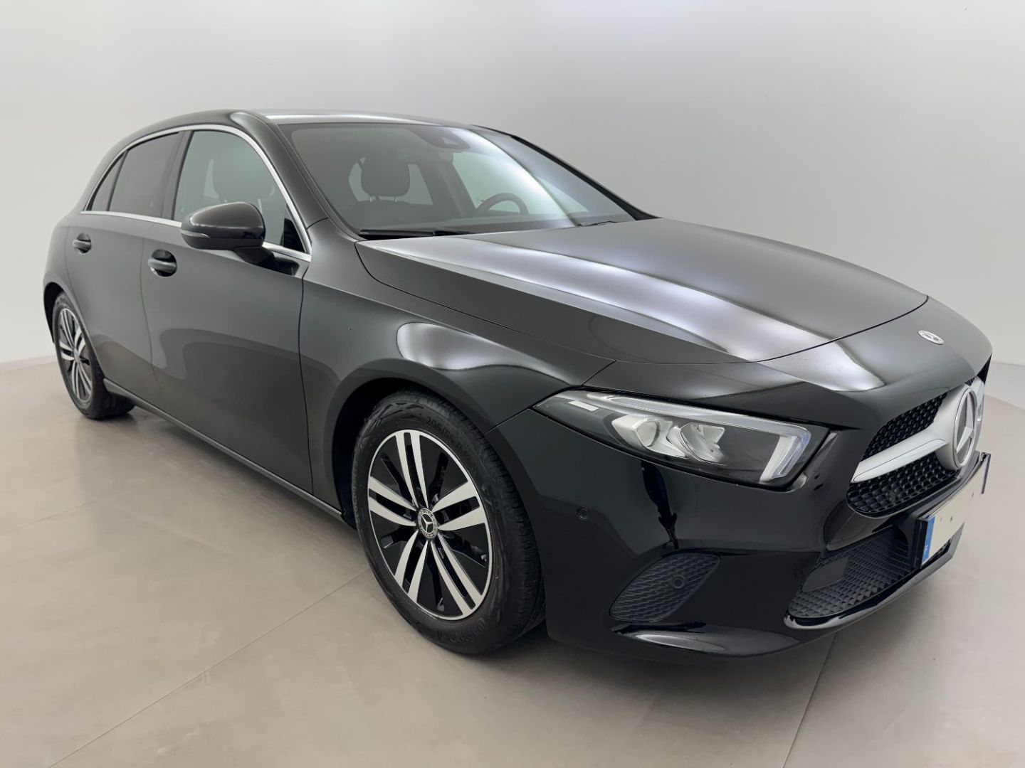 MERCEDES-BENZ CLASSE A - 180 BUSINESS 7G-DCT (2022)