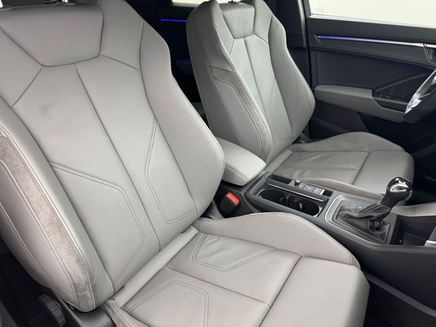 AUDI Q3 - 40 2.0 TDI 200 S LINE QUATTRO S TRONIC 7