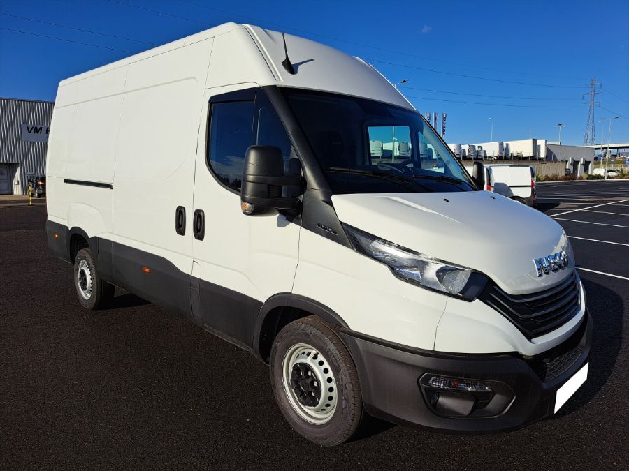 IVECO DAILY FOURGON - 35S16 160CV 2L3 L3H2 12M3 (2024)