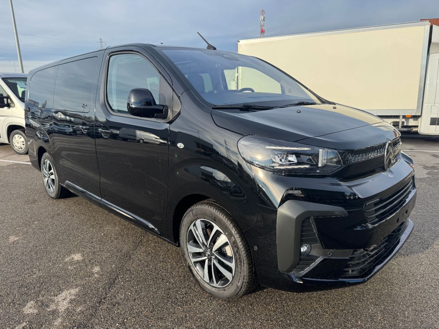 CITROEN SPACETOURER - XL BLUEHDI 180 S&S EAT8 BUSINESS PACK (2026)