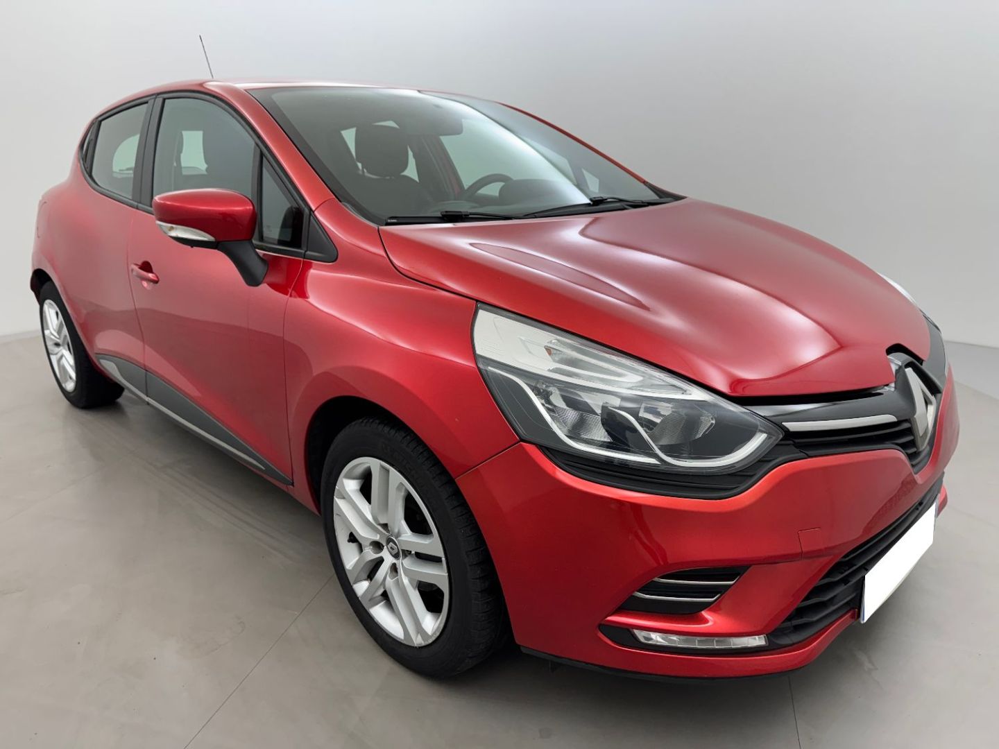 RENAULT CLIO IV - 0.9 TCE 90 ZEN (2017)