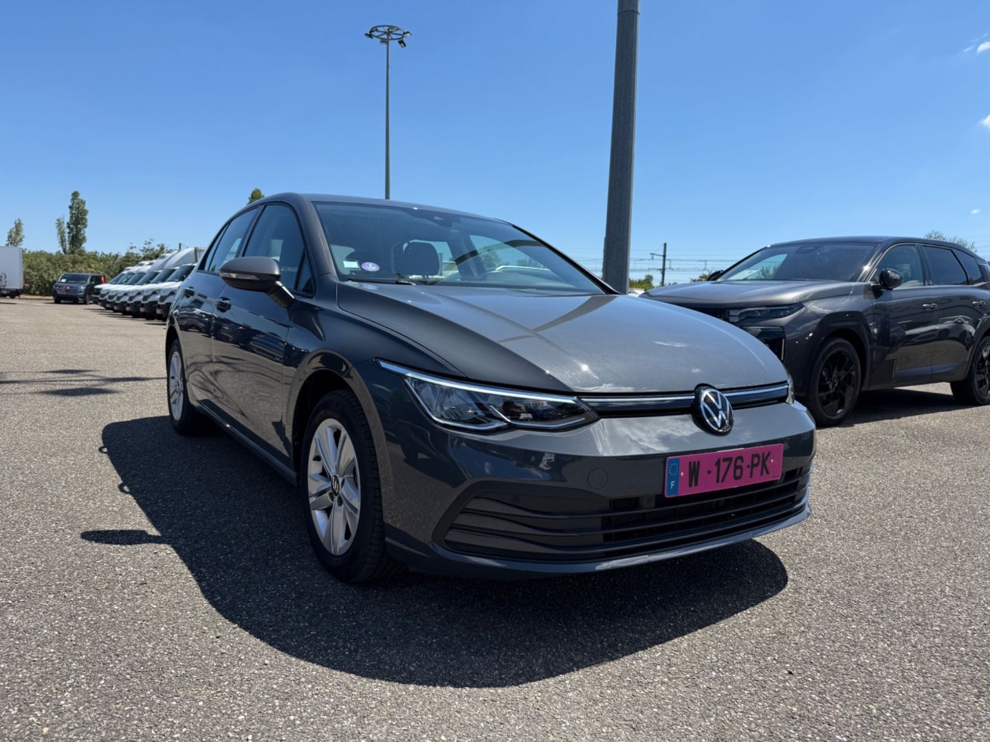VOLKSWAGEN GOLF - 1.0 eTSI 110 Life Business DSG7