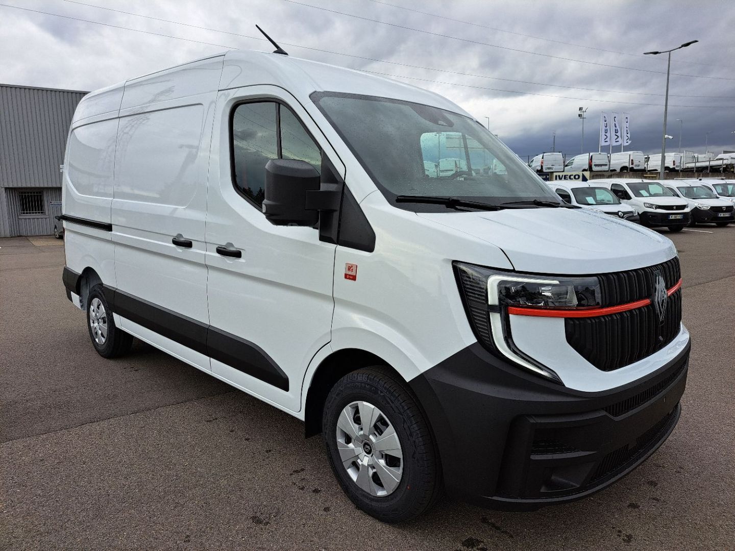 RENAULT MASTER - L2H2 150 CV (2024)