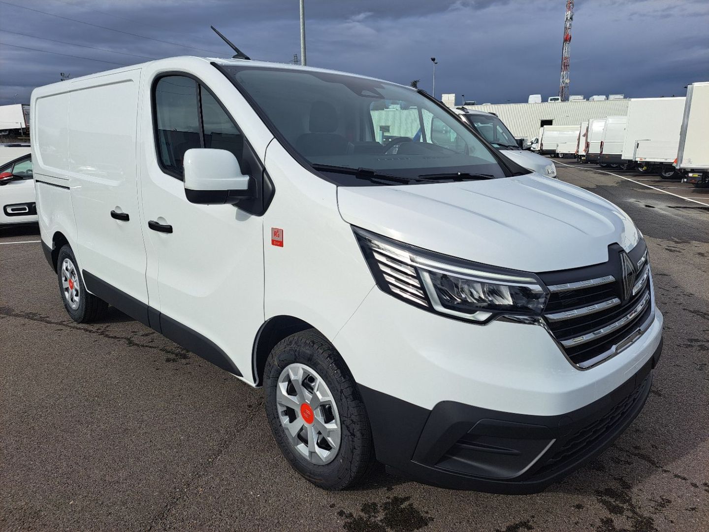 RENAULT TRAFIC FOURGON - L1H1 3T BLUE DCI 150 GSR2 RED EDITION PLUS (2025)