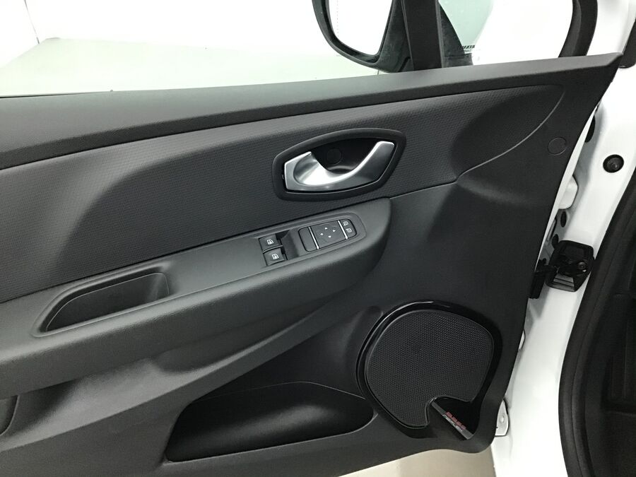 RENAULT CLIO IV - 0.9 TCe 90 ZEN