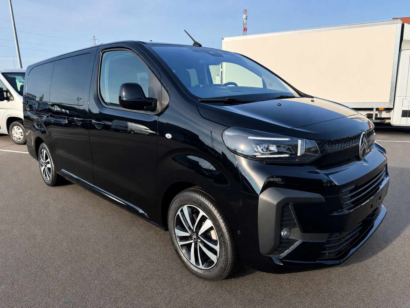 CITROEN SPACETOURER - XL BLUEHDI 180 S&S EAT8 BUSINESS PACK (2026)