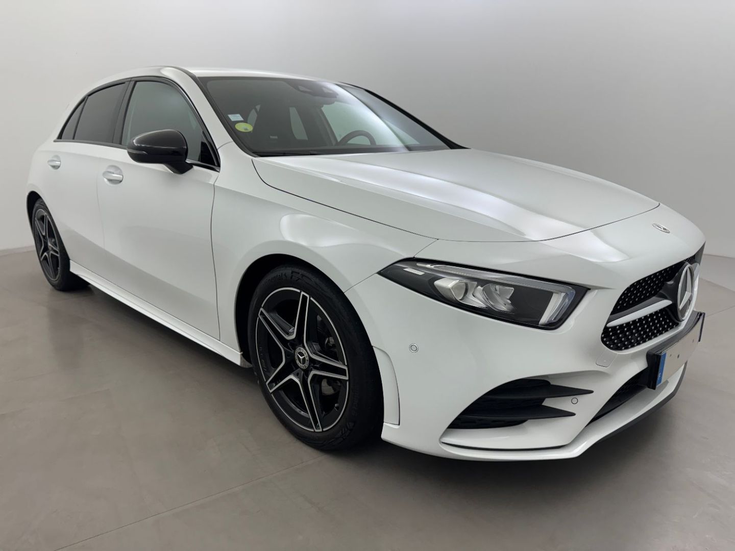 MERCEDES-BENZ CLASSE A - 180 D AMG LINE 8G-DCT (2021)