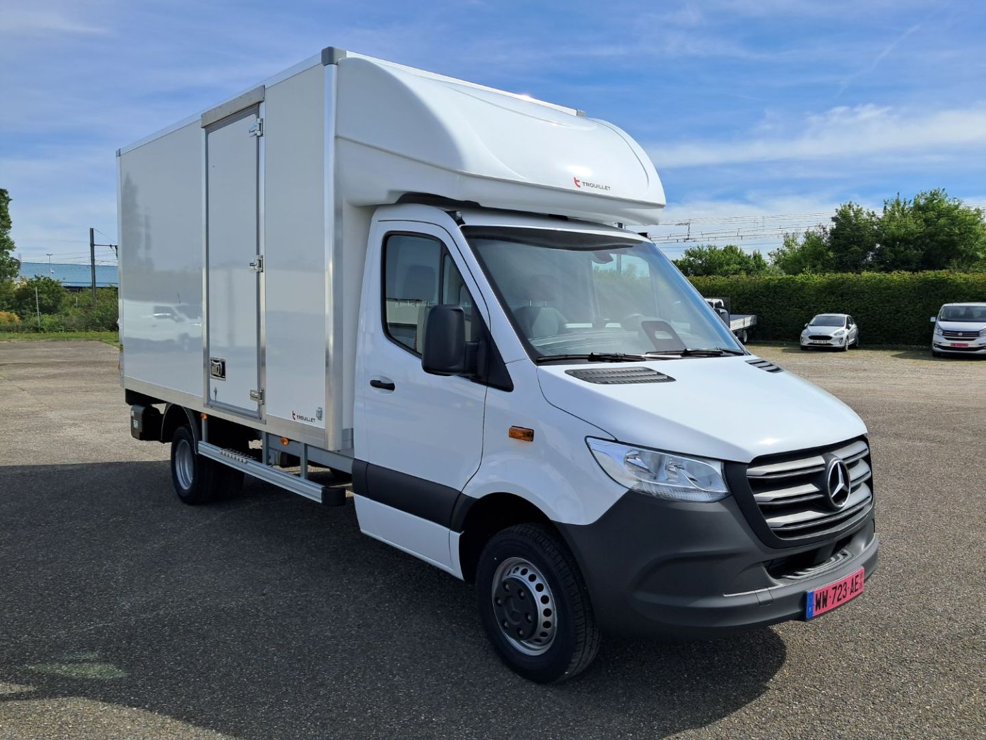 MERCEDES-BENZ SPRINTER CAISSE - 515 2L 150CV HAYON 20M3