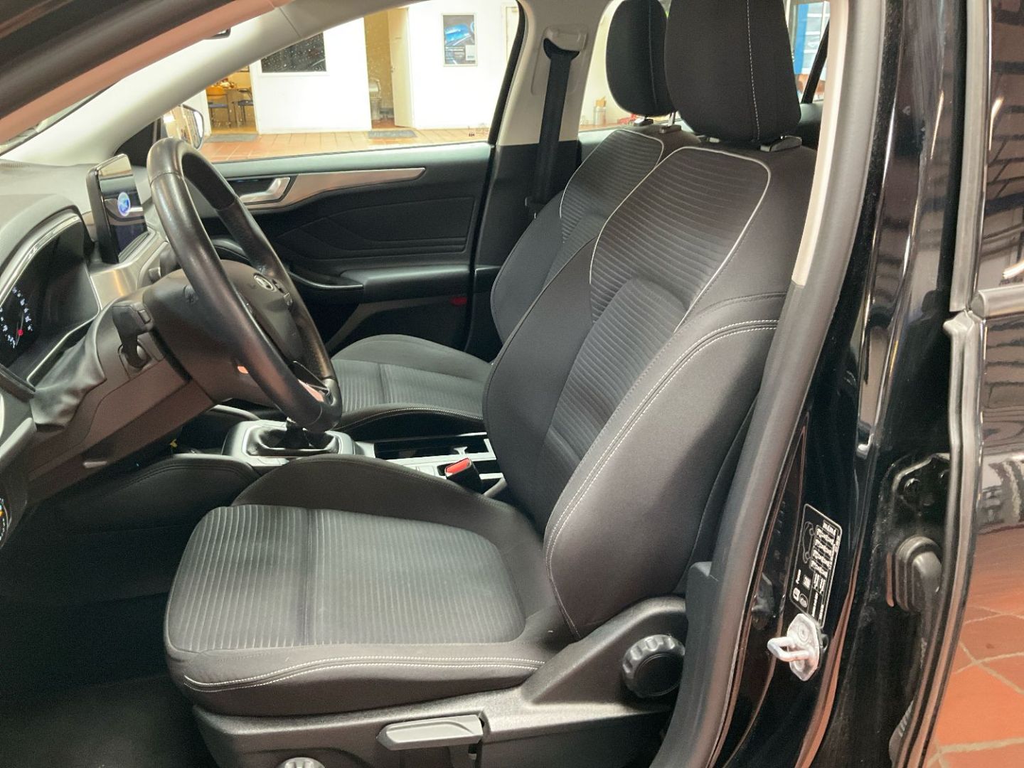 FORD FOCUS - 1.0 EcoBoost 125 Titanium
