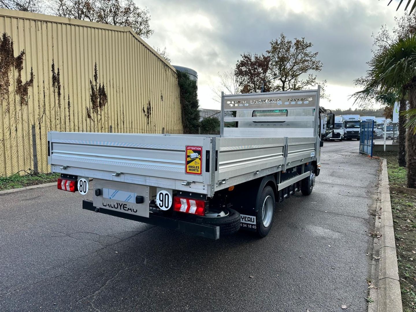 JAC I JAC N75 PLATEAU - ALUMINIUM PLANCHER BOIS
