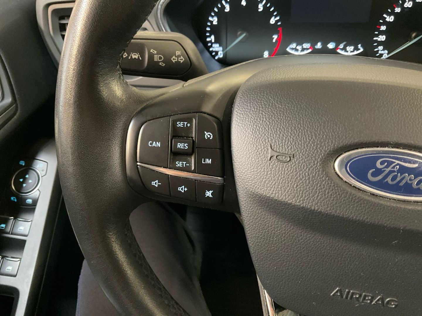 FORD FOCUS - 1.0 EcoBoost 125 Titanium