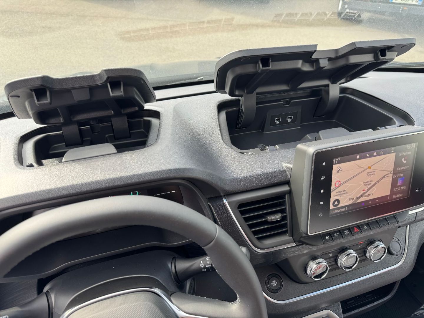 RENAULT RENAULT TRAFIC CABINE - L2H1 3T BLUE DCI 170 BVA9 EXCLUSIVE 5PL