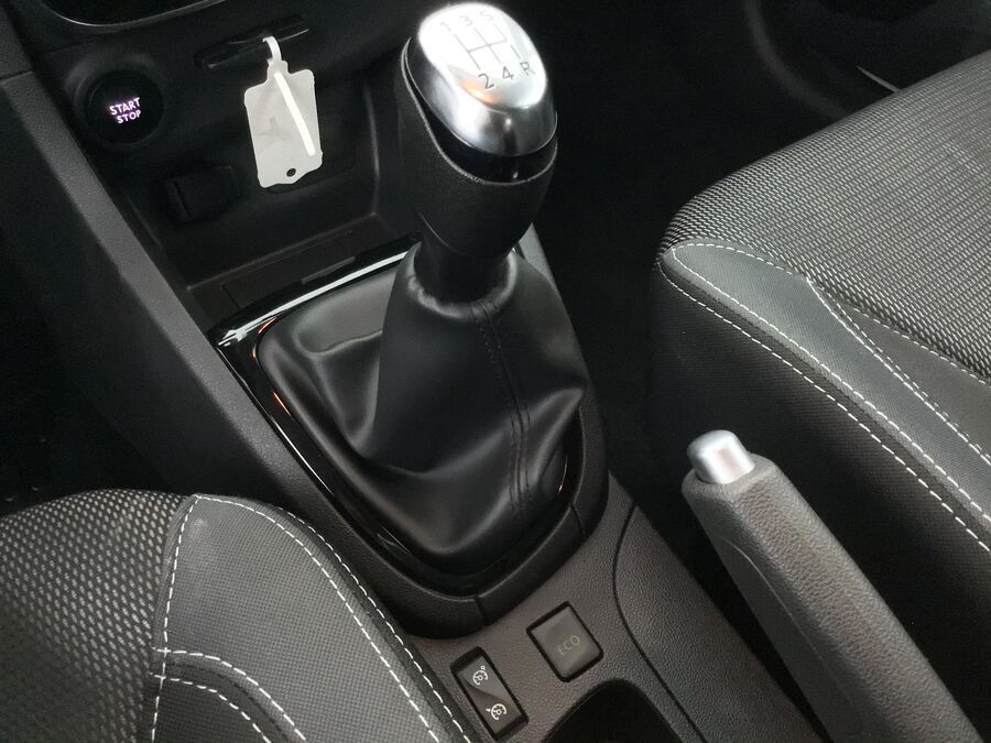 RENAULT CLIO IV SOCIETE - 1.5 DCI 75 AIR MEDIANAV
