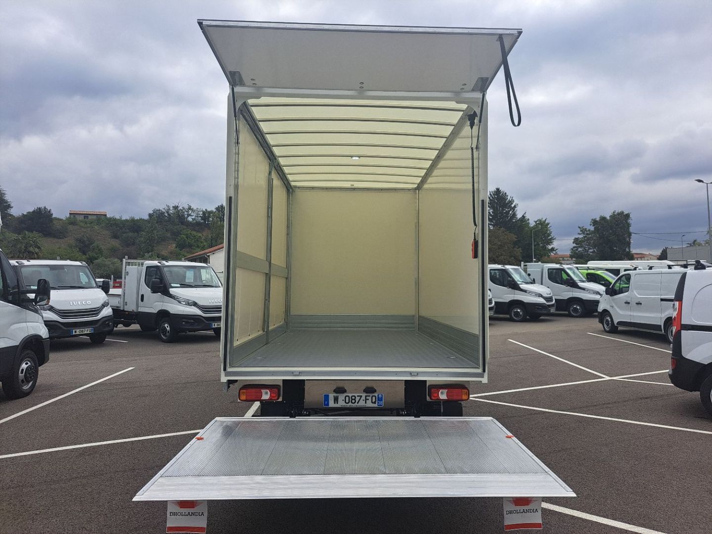 IVECO DAILY CAISSE - 35C18 180CV 3L MIXTE