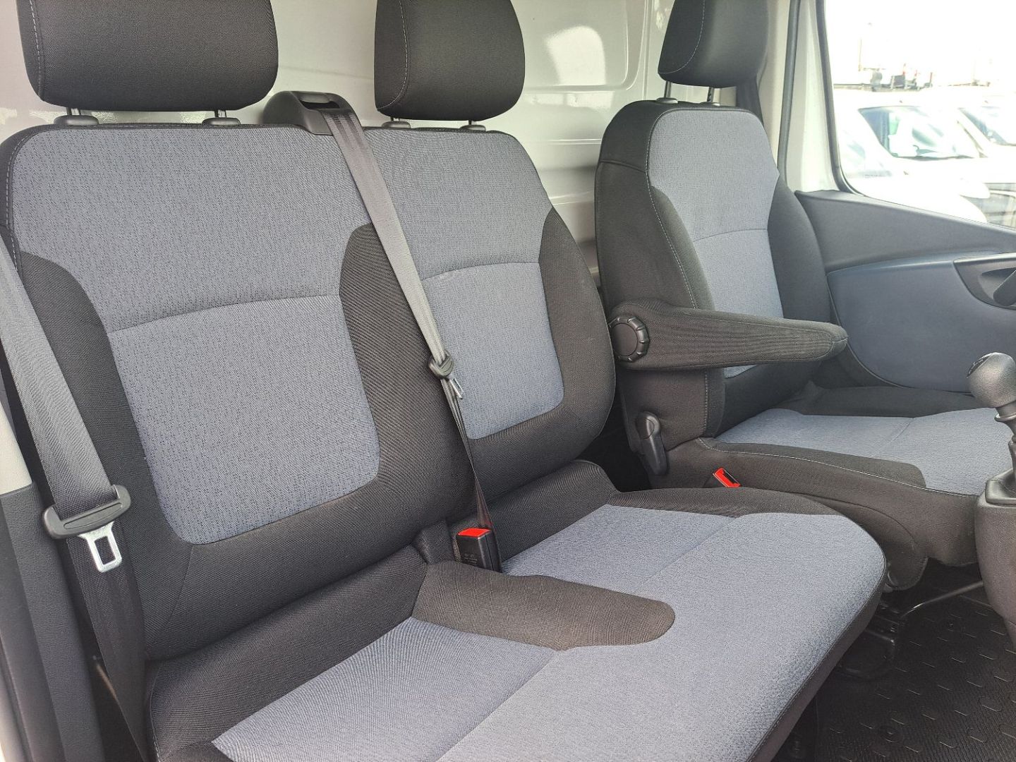 OPEL VIVARO FOURGON - L1H1 1.6 CDTI 95
