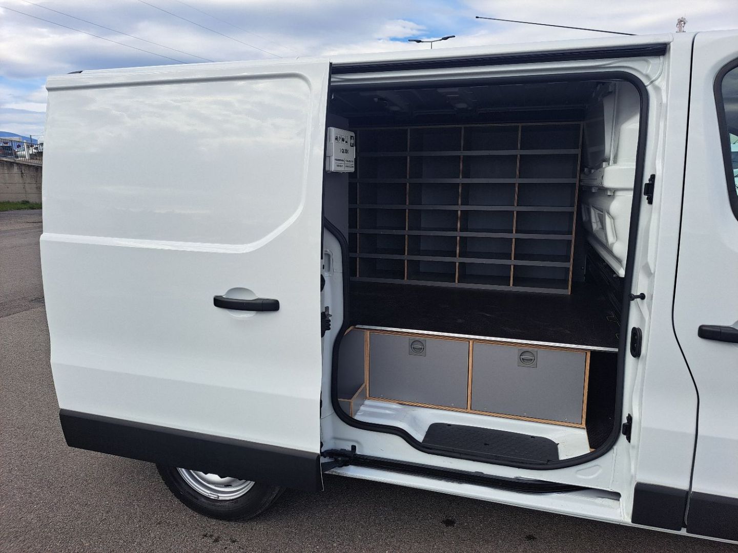 OPEL VIVARO FOURGON - L1H1 1.6 CDTI 95