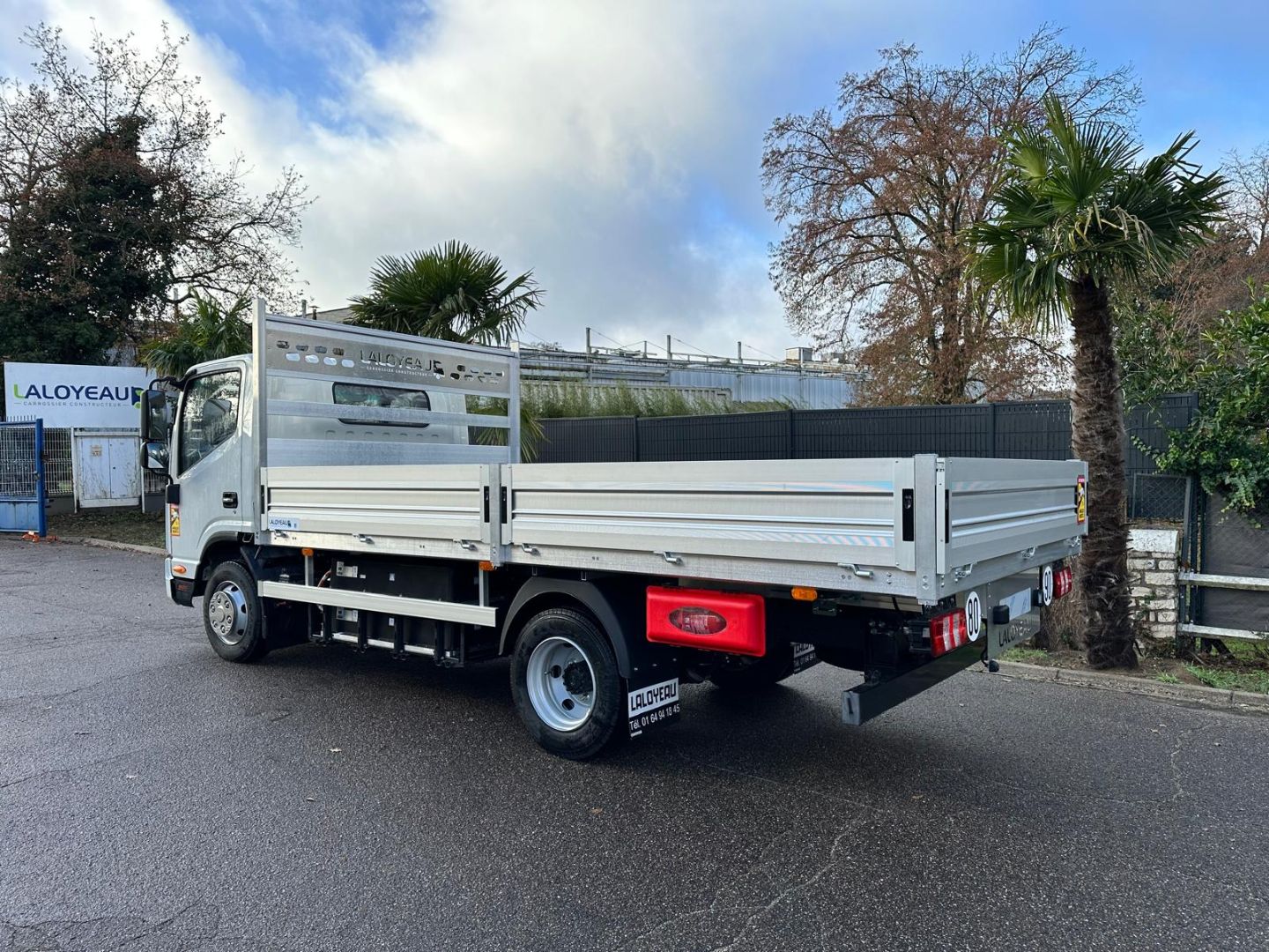 JAC I JAC N75 PLATEAU - ALUMINIUM PLANCHER BOIS