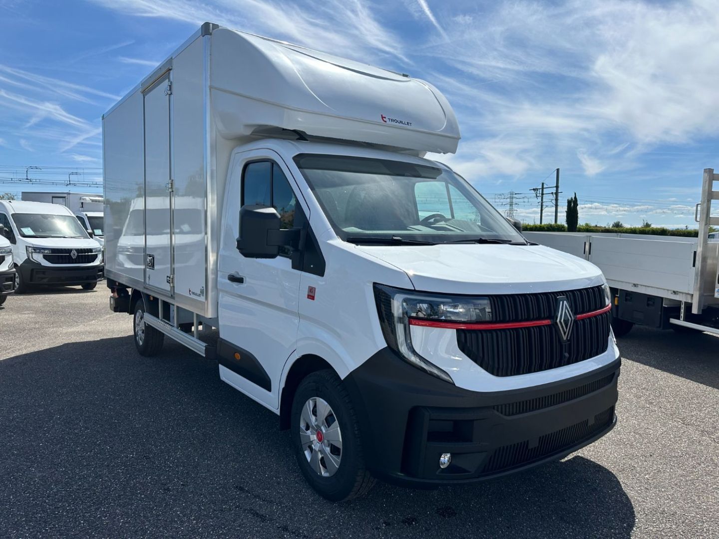 RENAULT MASTER CAISSE - 170CV HAYON 20M3