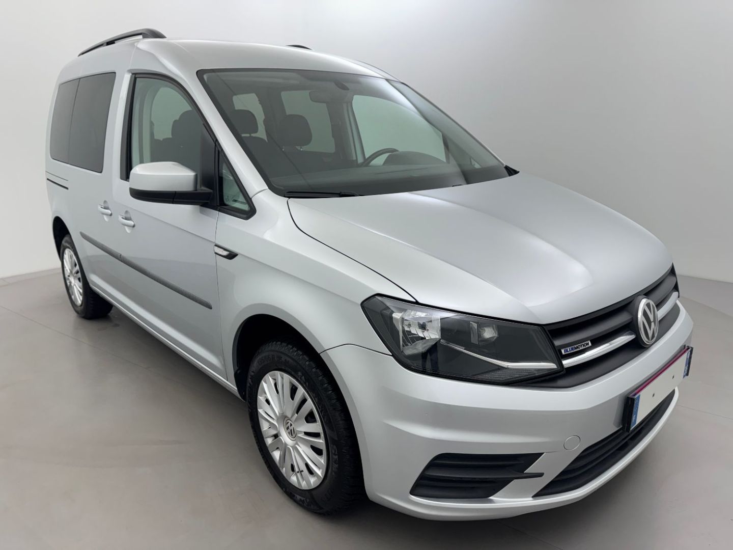 VOLKSWAGEN CADDY 1.4 TGI 110 GNV Dark & Cool DSG