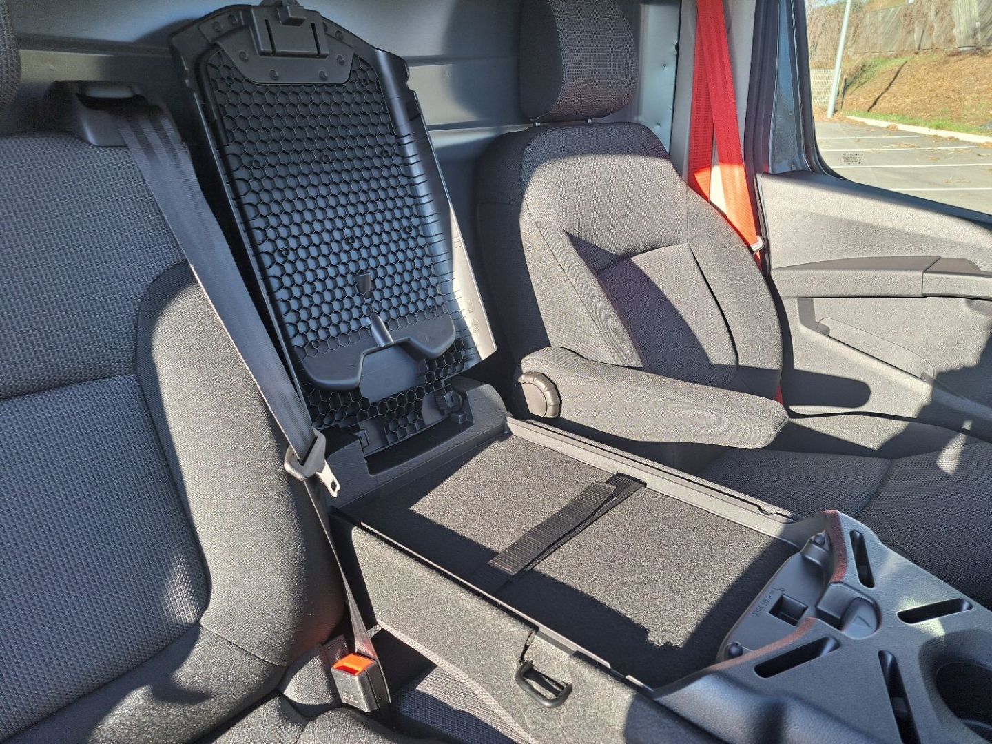 RENAULT TRAFIC FOURGON - L1H1 3T BLUE DCI 150 GSR2 RED EDITION PLUS