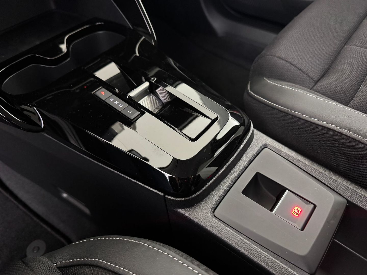 CITROEN C3 AIRCROSS - 1.2 Hybride 145 Max e-DCS6 7 PL