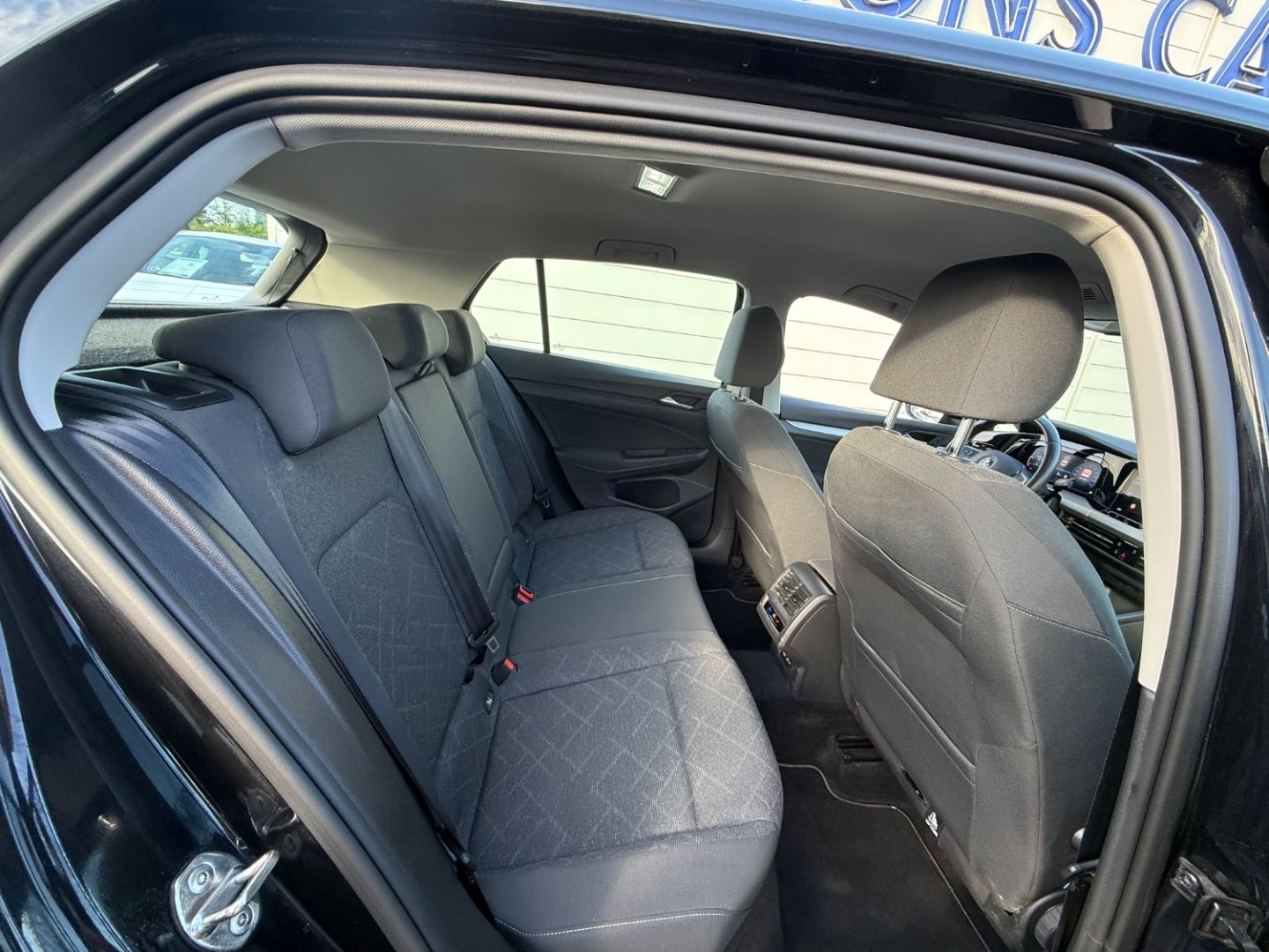 VOLKSWAGEN GOLF - 2.0 TDI 115 Life Business