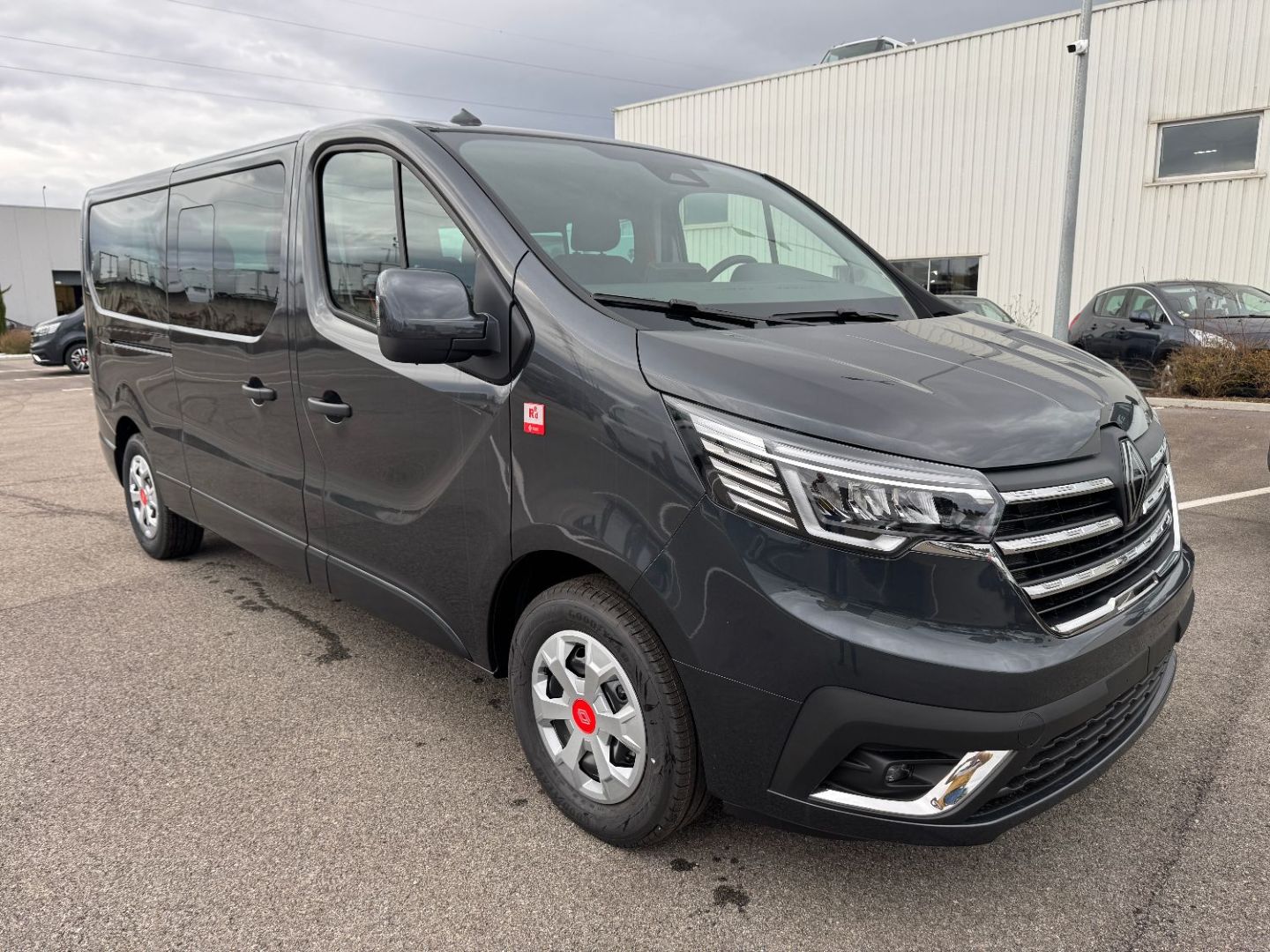 RENAULT TRAFIC COMBI - L2 Blue dCi 150 RED EDITION BVA9 9PL