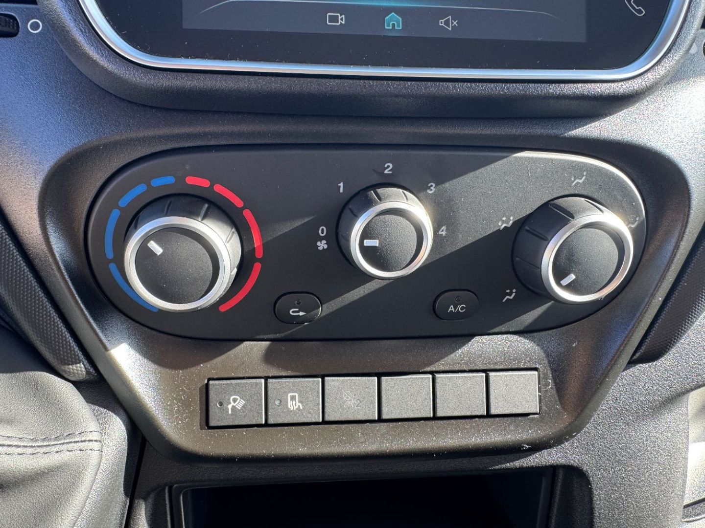 IVECO DAILY FOURGON - 35C18 180CV 3L L3H2 12M3