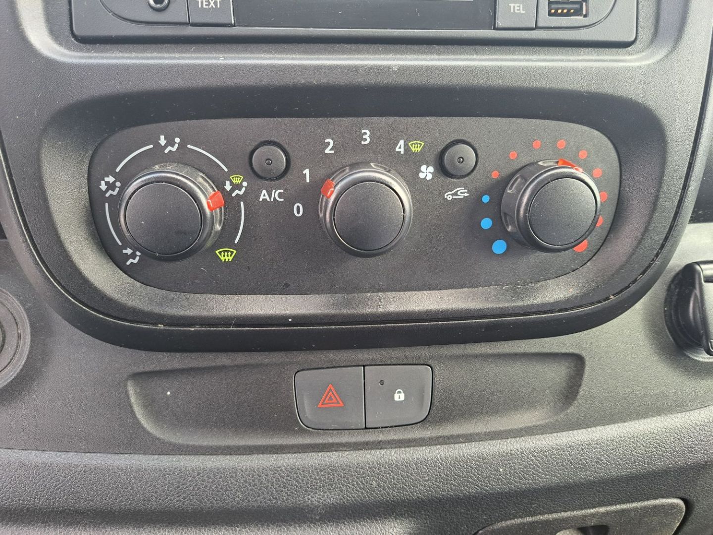 OPEL VIVARO FOURGON - L1H1 1.6 CDTI 95