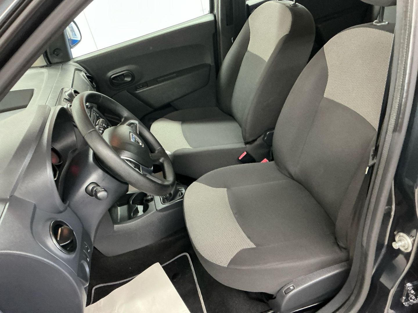 DACIA LODGY - 1.3 TCe 100 FAP STREETWAY 7PL