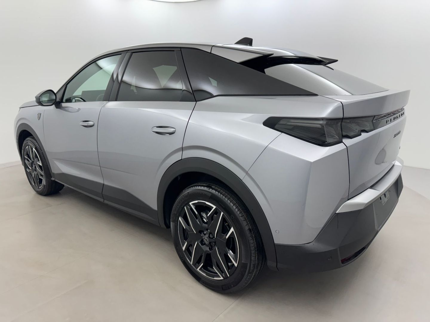 PEUGEOT 3008 - 1.2 Hybrid 145 GT e-DCS6+Pack 360°