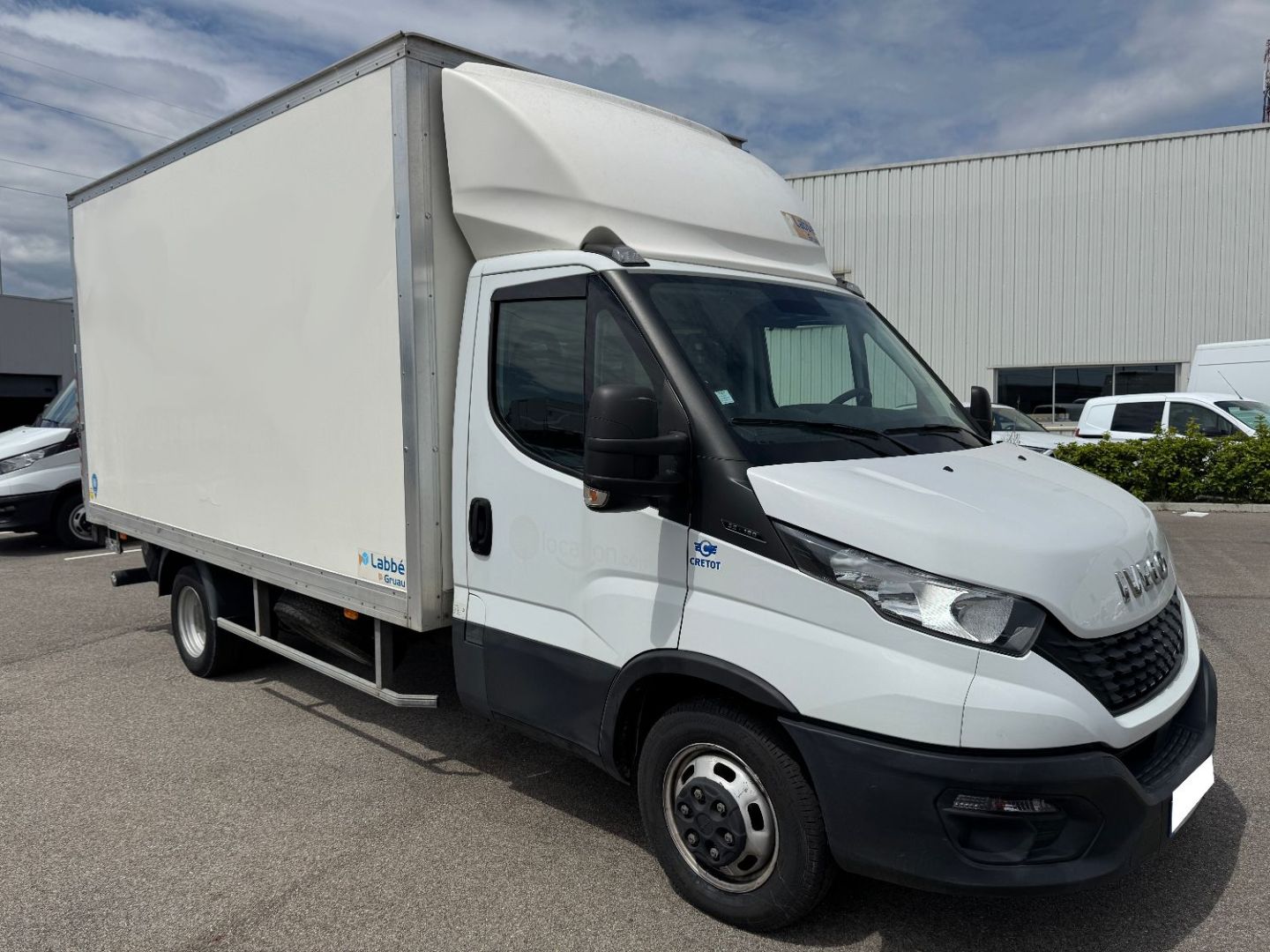 IVECO DAILY CAISSE - 35C16 HAYON