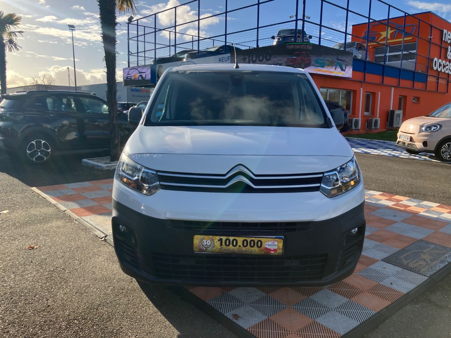 CITROEN BERLINGO BlueHDi 100 CLUB M Caméra Grip Pte Lat. Kit Bois