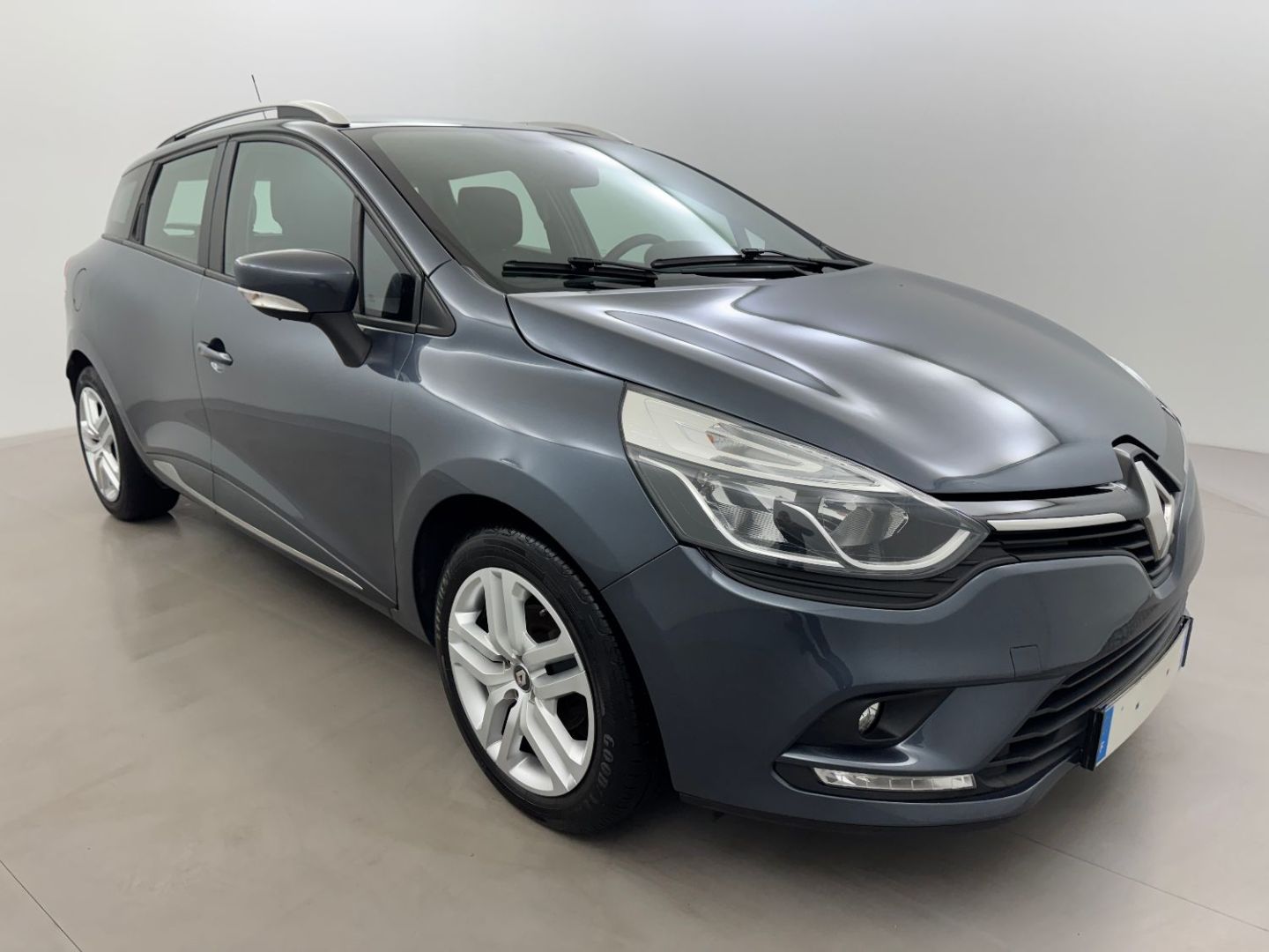 RENAULT CLIO IV ESTATE ESTATE 0.9 TCe 90 ZEN