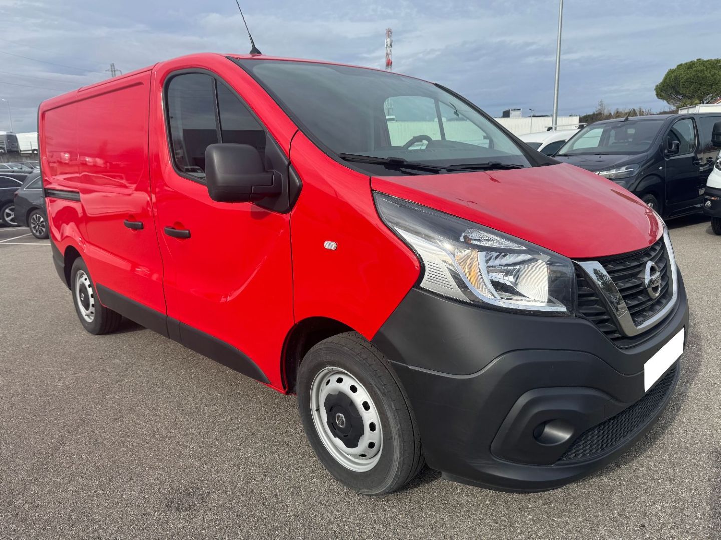 NISSAN NV300 FOURGON L1H1 2.0 DCI 120 VISIA