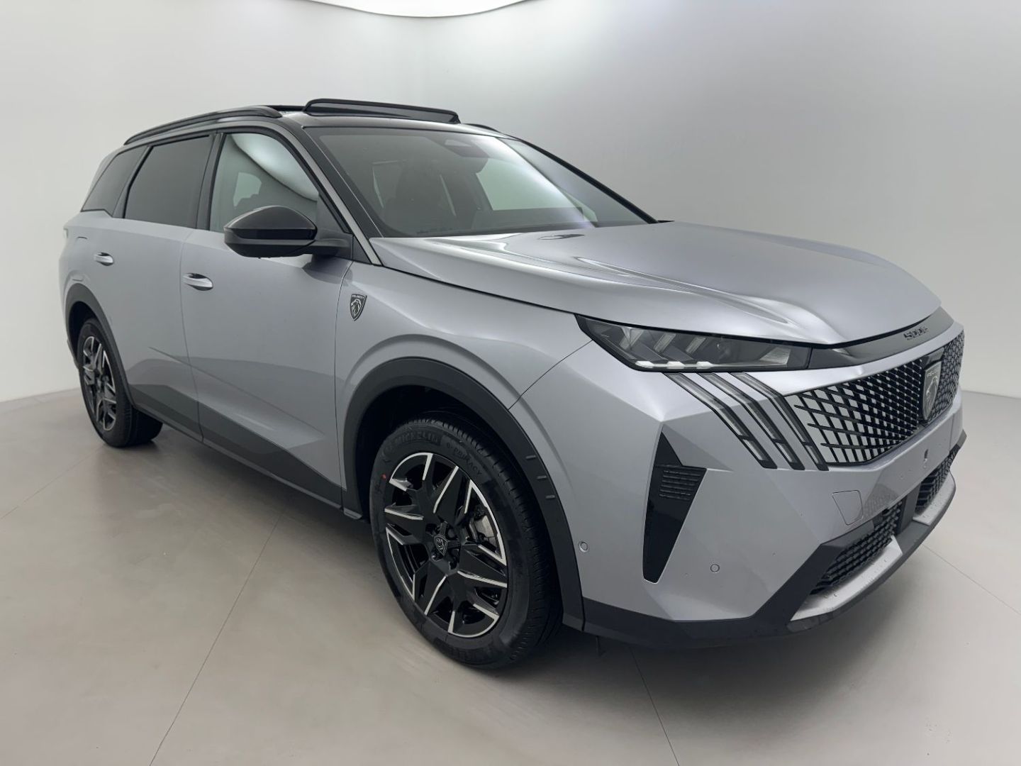 PEUGEOT 5008 1.2 Hybrid 145 GT e-DCS6 TOIT OUVRANT + 360°
