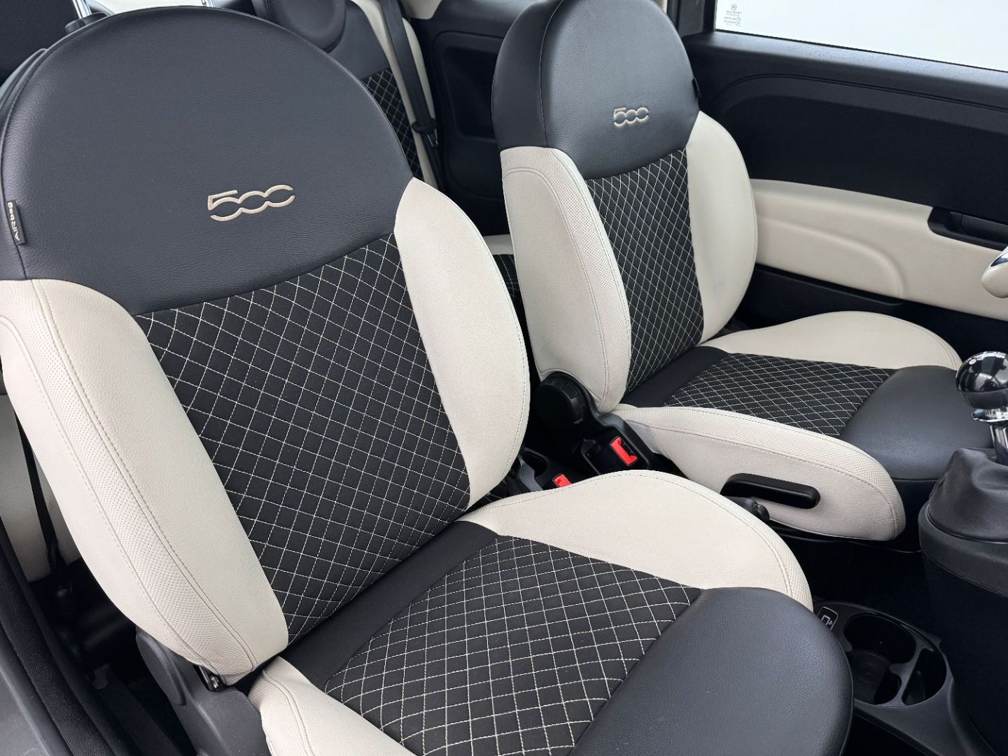 FIAT 500 - 1.0 HYBRIDE 70 DOLCEVITA