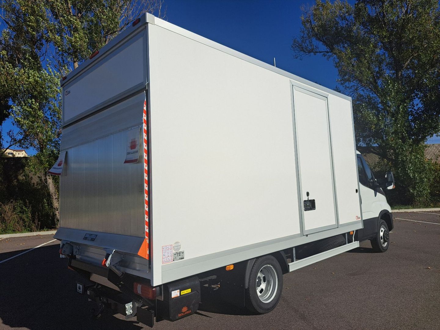 IVECO DAILY FRIGORIFIQUE - 35C18 180CV 3L CAISSE PRIMEUR HAYON