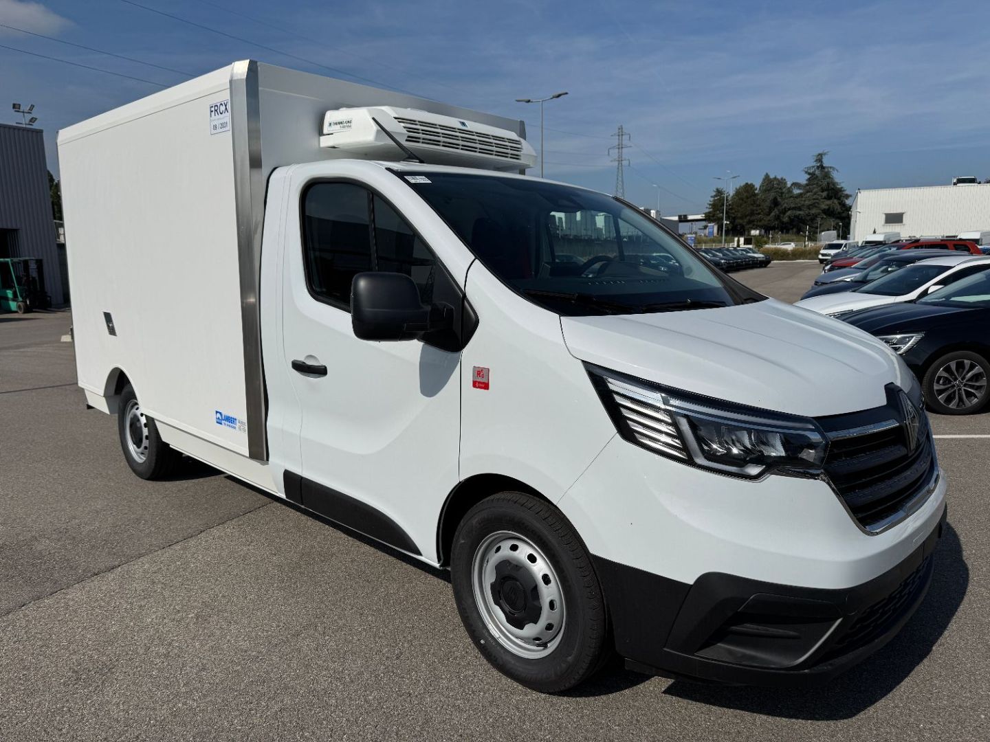 RENAULT TRAFIC FRIGORIFIQUE 150CV PLANCHER CABINE 8.4M3
