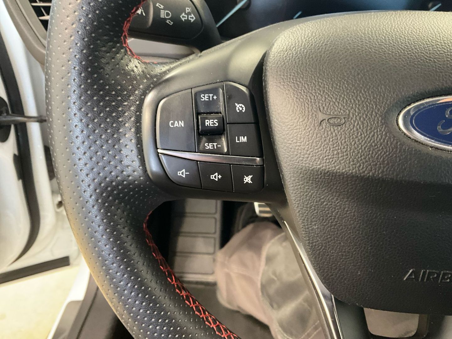 FORD FOCUS - 1.0 EcoBoost 125 ST Line